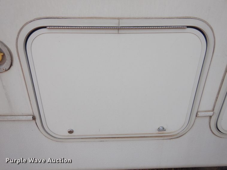 image for item HO9150 1999 Thor Tahoe  camper