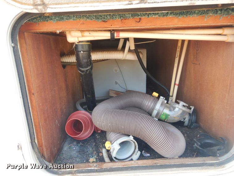 image for item HO9150 1999 Thor Tahoe  camper