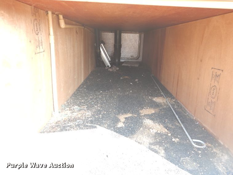 image for item HO9150 1999 Thor Tahoe  camper