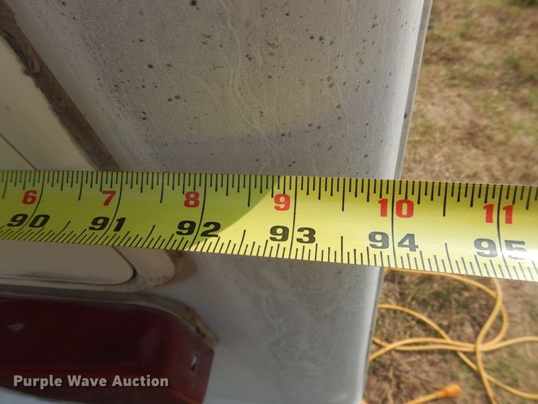 image for item HO9150 1999 Thor Tahoe  camper