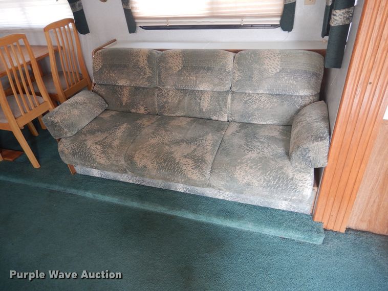 image for item HO9150 1999 Thor Tahoe  camper