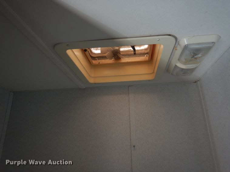 image for item HO9150 1999 Thor Tahoe  camper