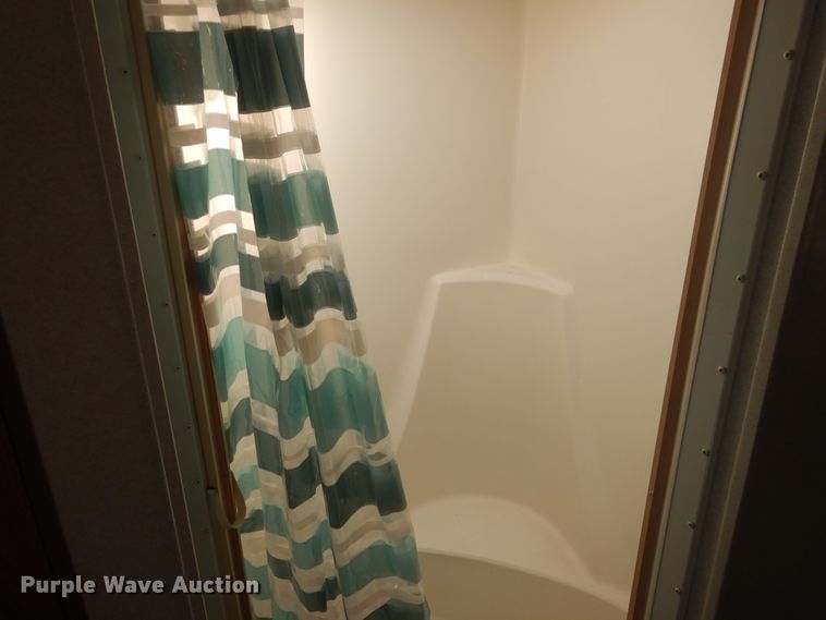 image for item HO9150 1999 Thor Tahoe  camper