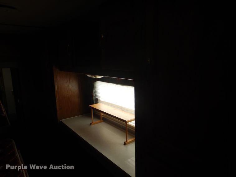 image for item HO9150 1999 Thor Tahoe  camper