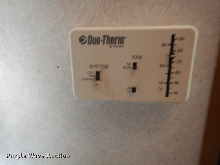 image for item HO9150 1999 Thor Tahoe  camper