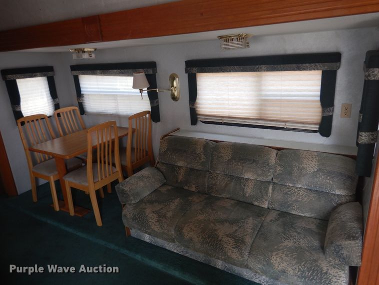 image for item HO9150 1999 Thor Tahoe  camper