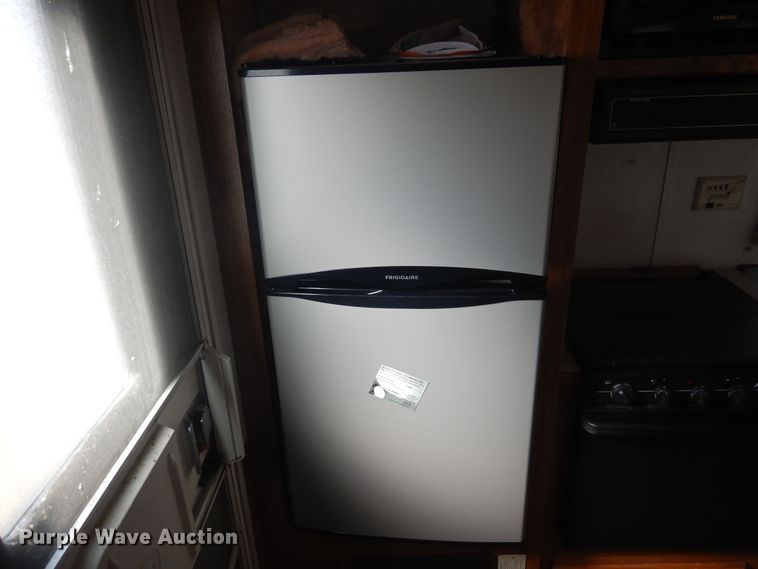 image for item HO9150 1999 Thor Tahoe  camper