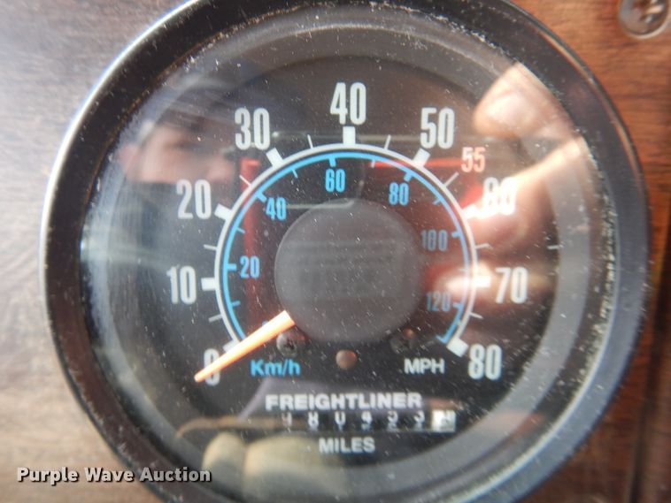 image for item HO9151 1986 Freightliner FLT  semi truck