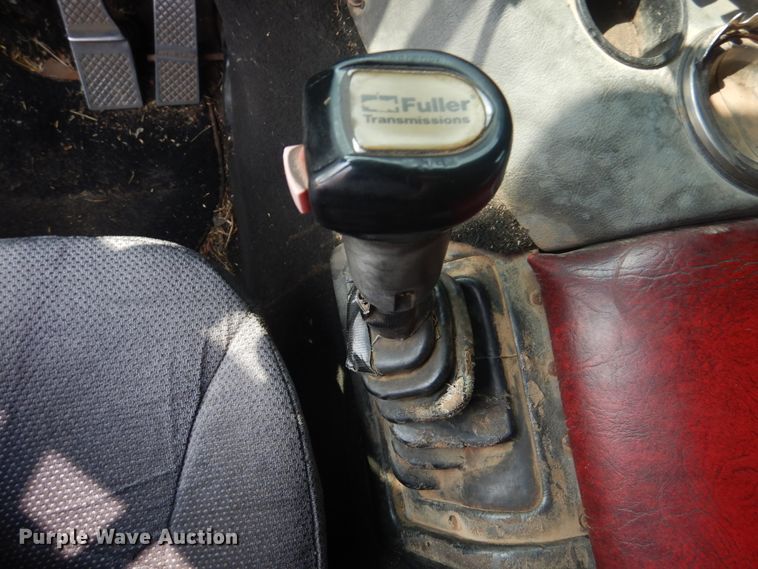 image for item HO9151 1986 Freightliner FLT  semi truck