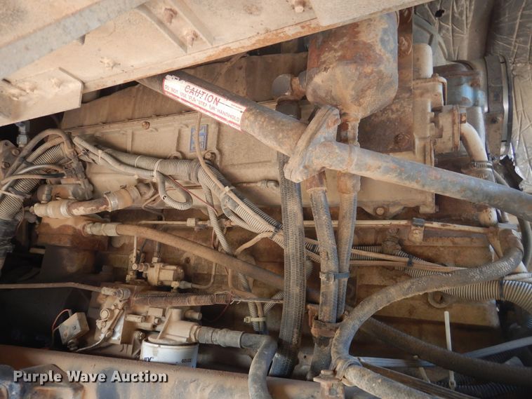 image for item HO9151 1986 Freightliner FLT  semi truck