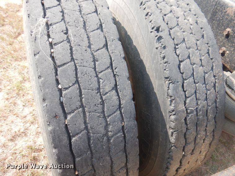 image for item HO9151 1986 Freightliner FLT  semi truck