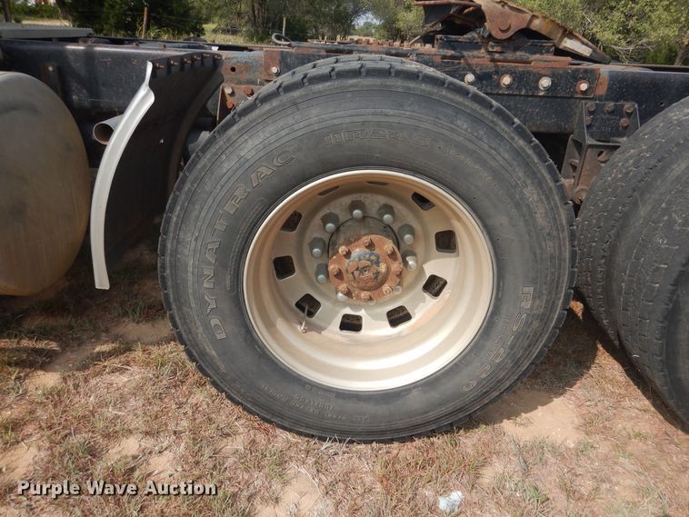 image for item HO9151 1986 Freightliner FLT  semi truck