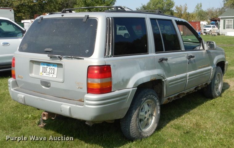 image for item HP9810 1997 Jeep Grand Cherokee  SUV