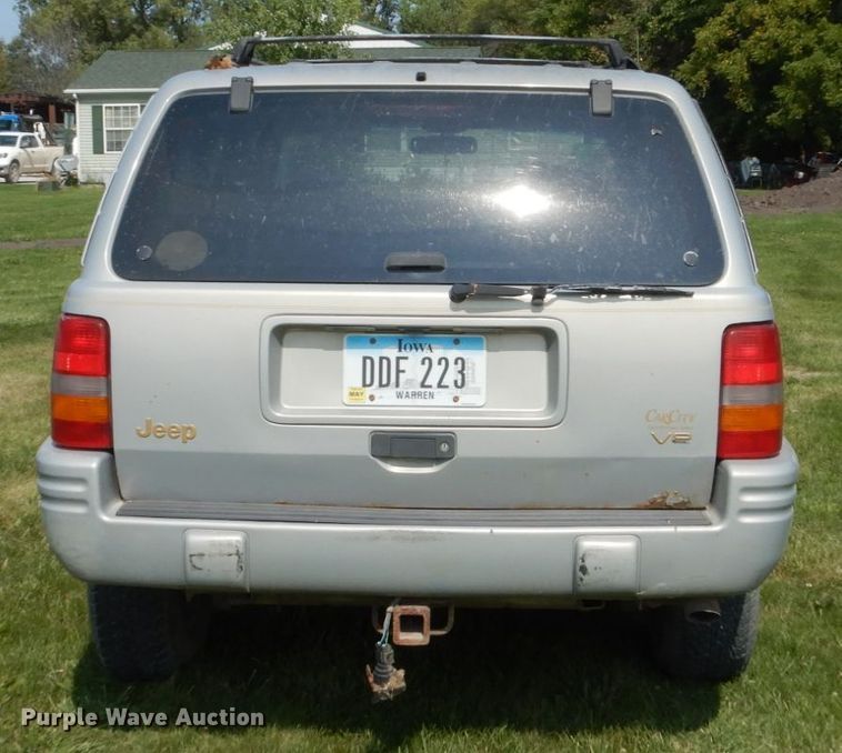 image for item HP9810 1997 Jeep Grand Cherokee  SUV