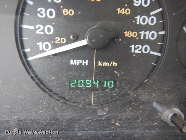 image for item HP9810 1997 Jeep Grand Cherokee  SUV