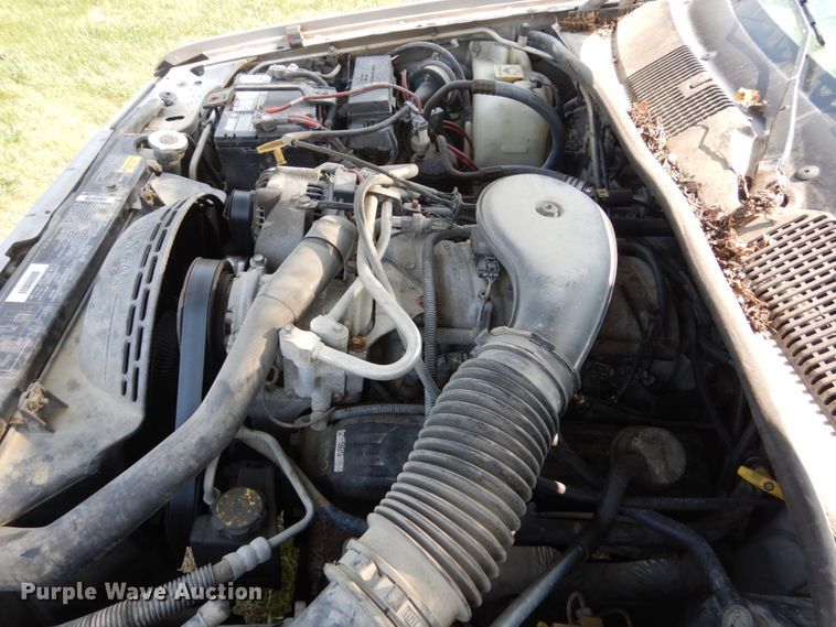 image for item HP9810 1997 Jeep Grand Cherokee  SUV