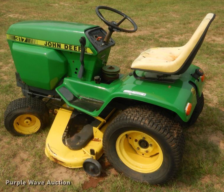 image for item HW9284 John Deere 317 lawn mower