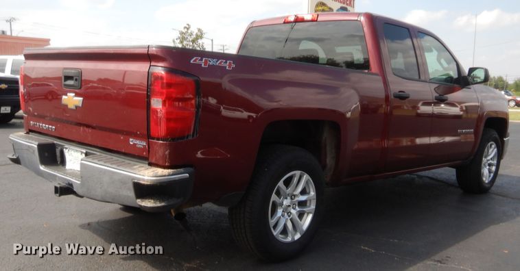 image for item HW9313 2014 Chevrolet Silverado 1500  Double Cab pickup truck