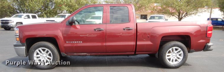 image for item HW9313 2014 Chevrolet Silverado 1500  Double Cab pickup truck