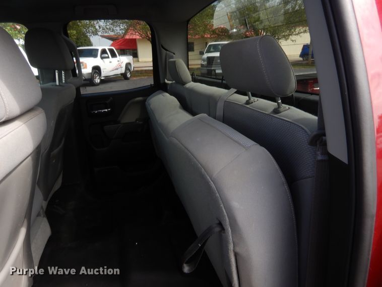 image for item HW9313 2014 Chevrolet Silverado 1500  Double Cab pickup truck