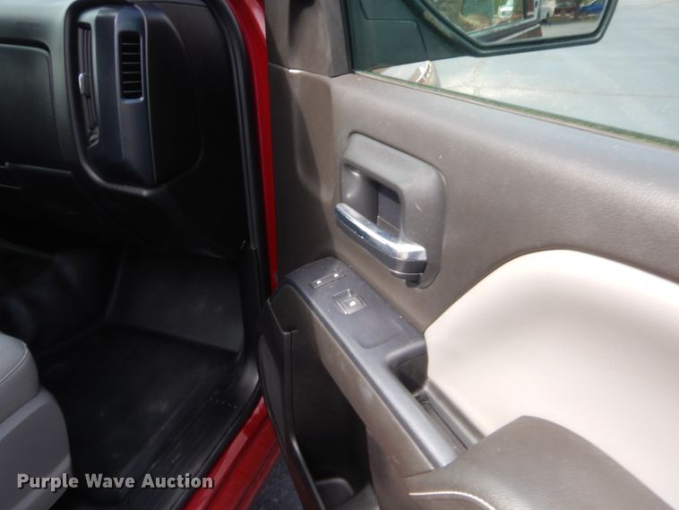 image for item HW9313 2014 Chevrolet Silverado 1500  Double Cab pickup truck