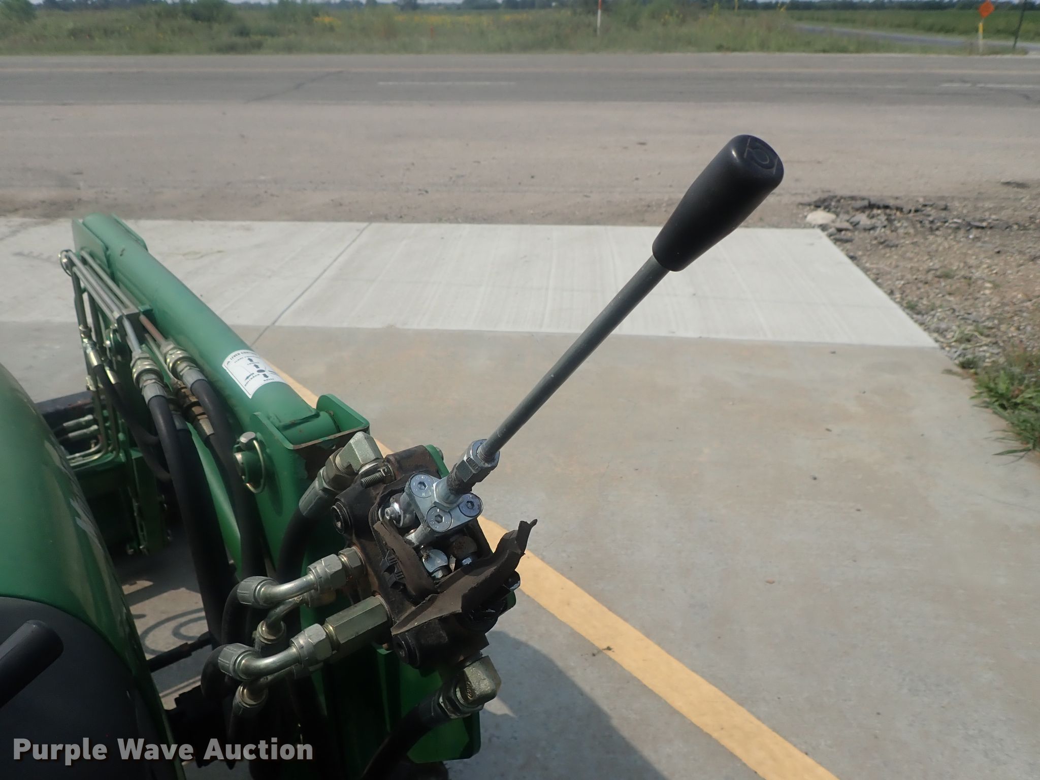 Montana 2740 MFWD tractor in Park City, KS Item DE0768 sold Purple Wave