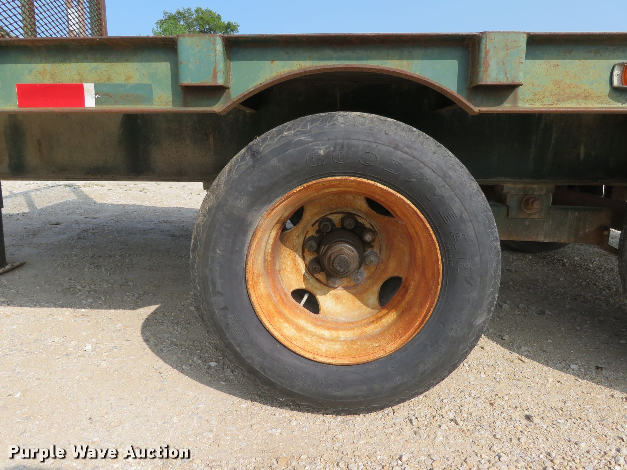 1987 Brooks Brothers equipment trailer in Troy, MO Item DH1192 sold