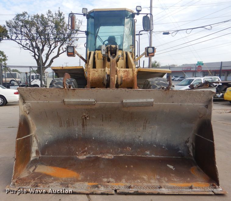 image for item AE9718 1995 Caterpillar 938F  wheel loader