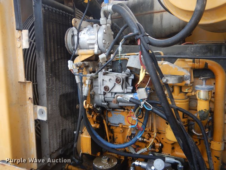 image for item AE9718 1995 Caterpillar 938F  wheel loader