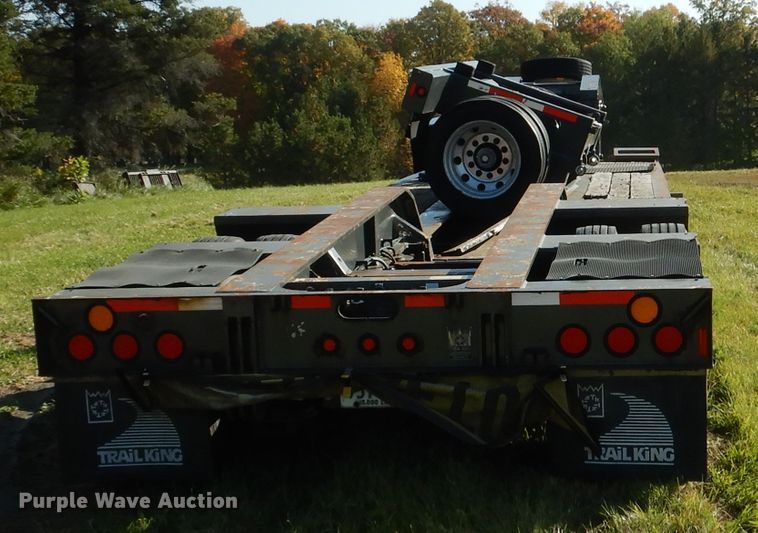 image for item AF9968 2007 Trail King TK110HDG533 lowboy equipment trailer