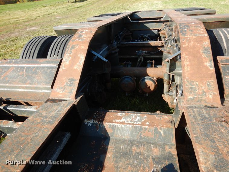 image for item AF9968 2007 Trail King TK110HDG533 lowboy equipment trailer