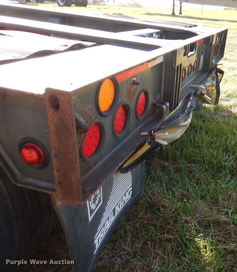 image for item AF9968 2007 Trail King TK110HDG533 lowboy equipment trailer