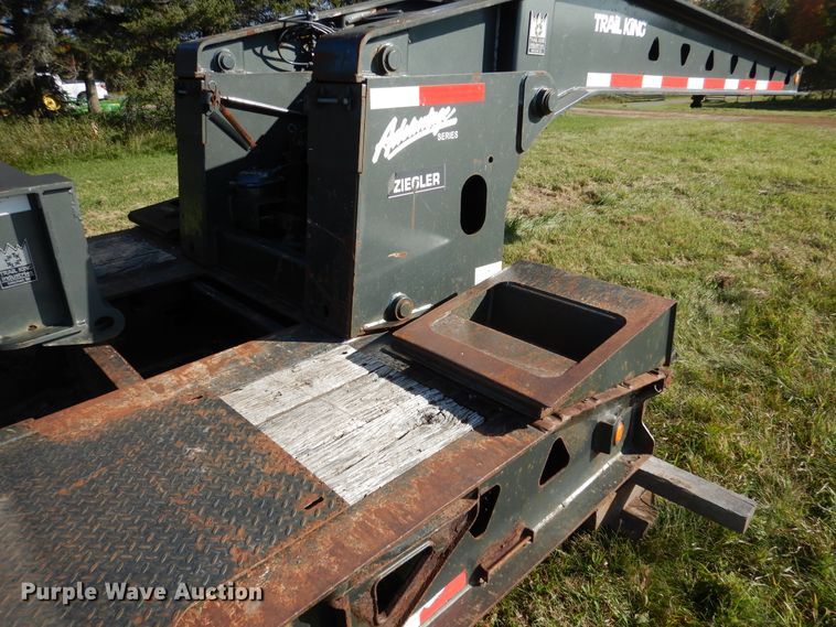 image for item AF9968 2007 Trail King TK110HDG533 lowboy equipment trailer