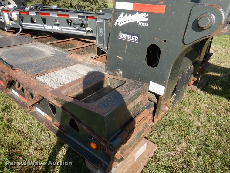 image for item AF9968 2007 Trail King TK110HDG533 lowboy equipment trailer