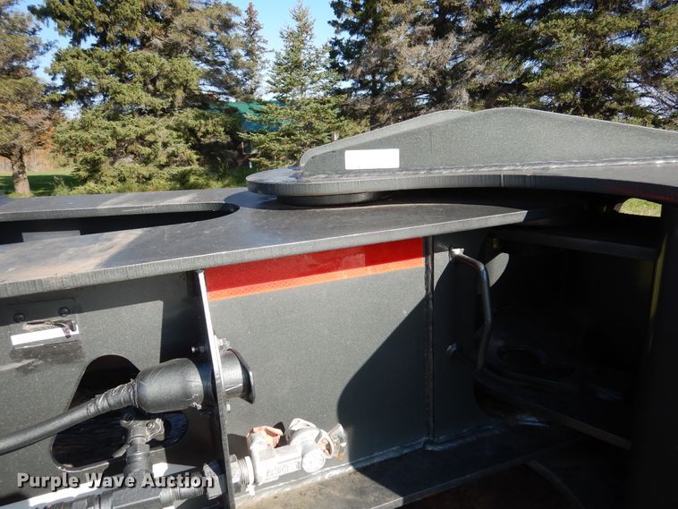 image for item AF9968 2007 Trail King TK110HDG533 lowboy equipment trailer