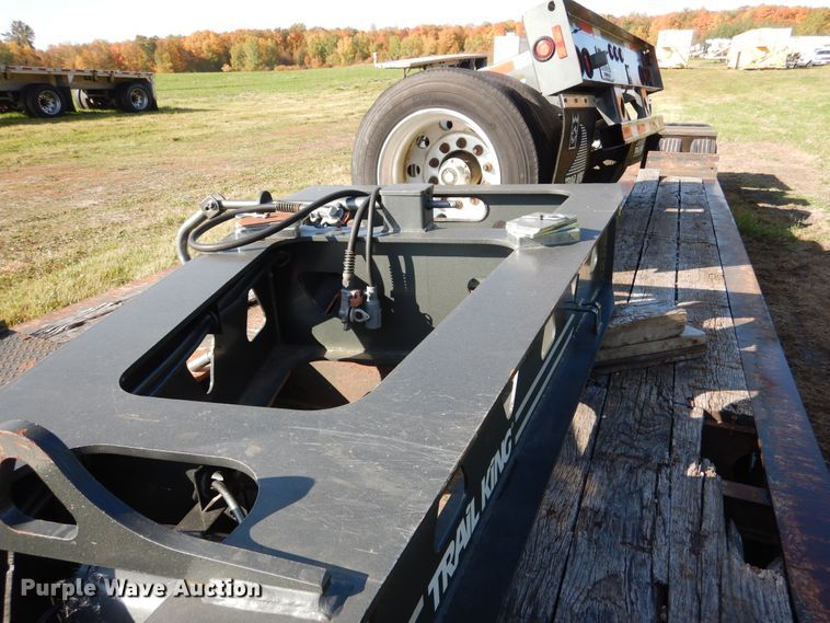 image for item AF9968 2007 Trail King TK110HDG533 lowboy equipment trailer