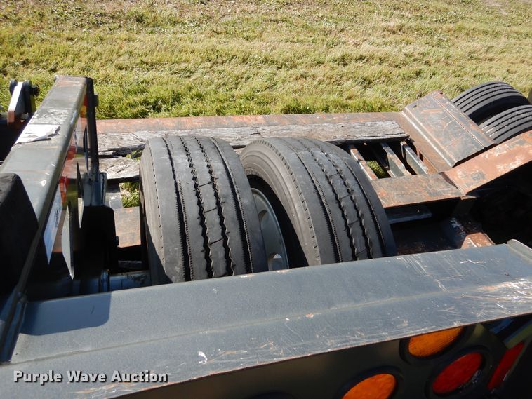 image for item AF9968 2007 Trail King TK110HDG533 lowboy equipment trailer