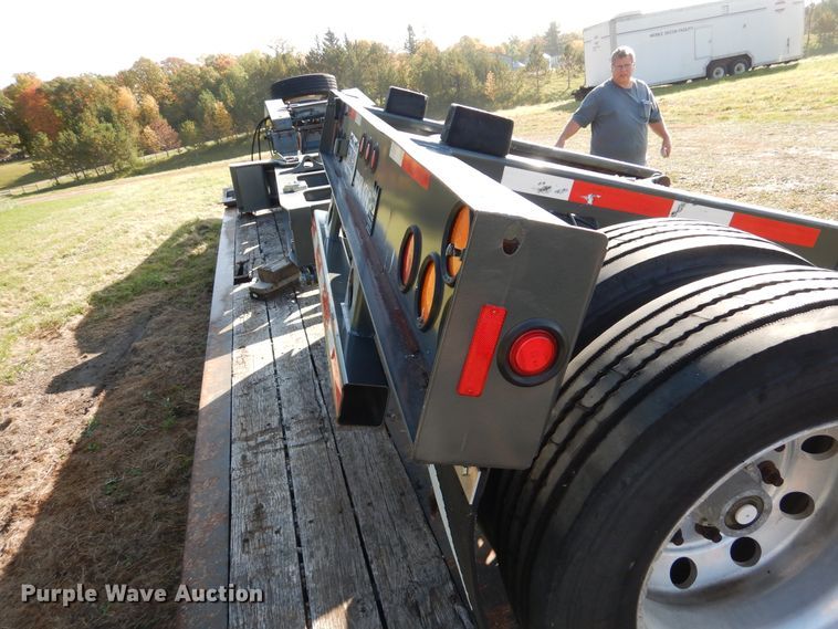 image for item AF9968 2007 Trail King TK110HDG533 lowboy equipment trailer