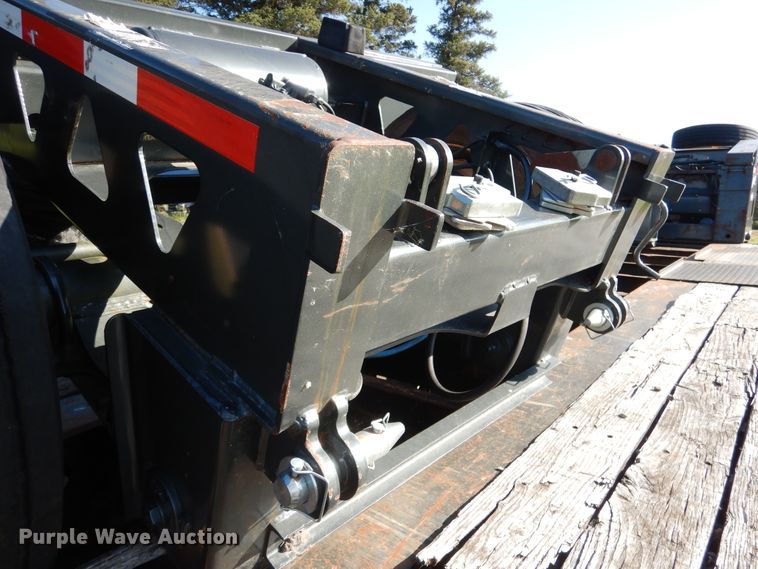 image for item AF9968 2007 Trail King TK110HDG533 lowboy equipment trailer
