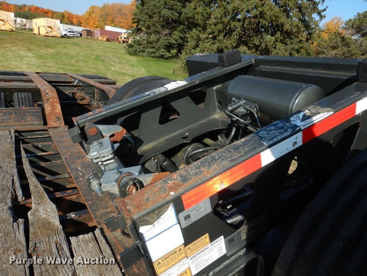 image for item AF9968 2007 Trail King TK110HDG533 lowboy equipment trailer