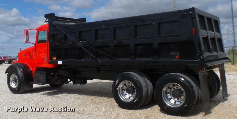 image for item DC2964 2006 Peterbilt 357  dump truck