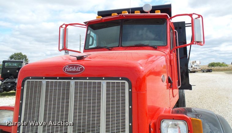 image for item DC2964 2006 Peterbilt 357  dump truck