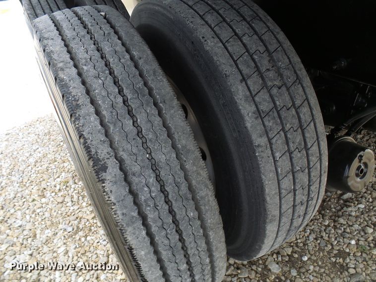 image for item DC2964 2006 Peterbilt 357  dump truck