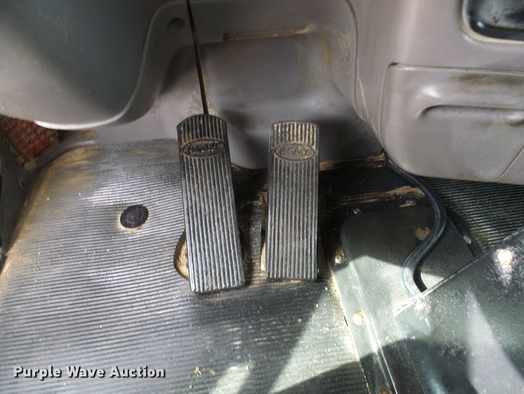 image for item DC2964 2006 Peterbilt 357  dump truck