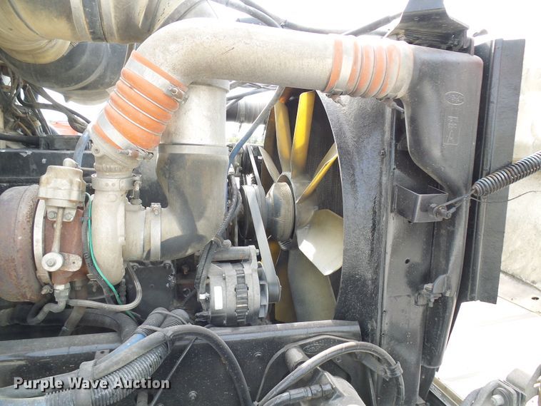 image for item DC2964 2006 Peterbilt 357  dump truck