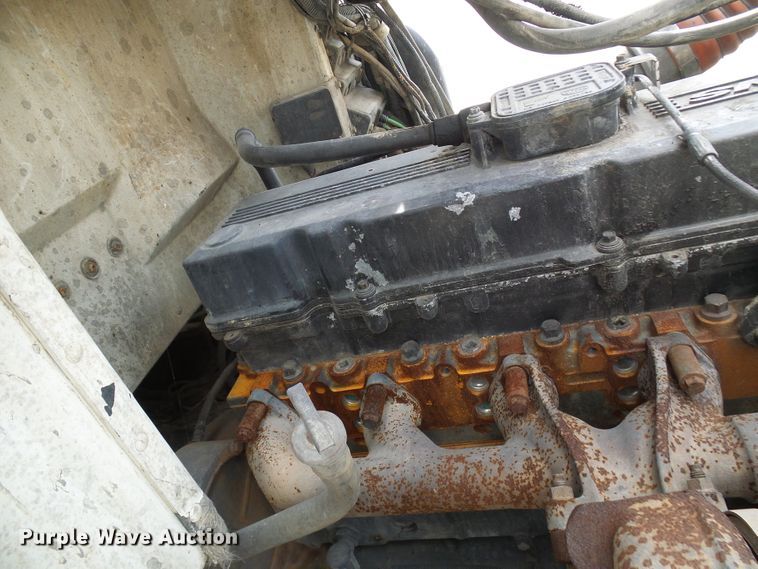 image for item DC2964 2006 Peterbilt 357  dump truck