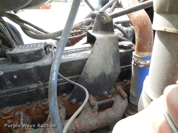 image for item DC2964 2006 Peterbilt 357  dump truck