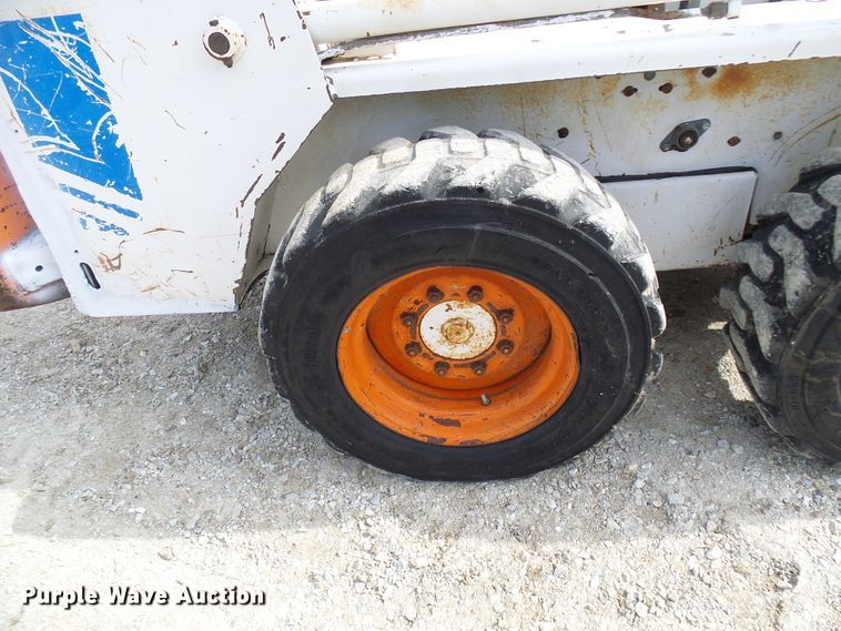 image for item DC2973 1988 Bobcat 743  skid steer loader