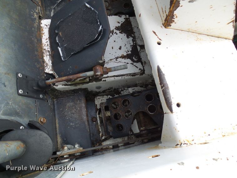 image for item DC2973 1988 Bobcat 743  skid steer loader