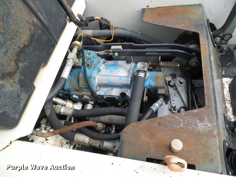 image for item DC2973 1988 Bobcat 743  skid steer loader